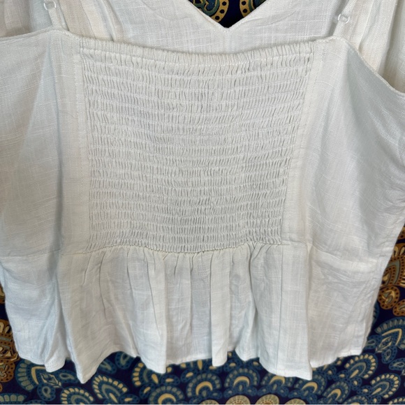 NWT white tank top blouse - Picture 8 of 9